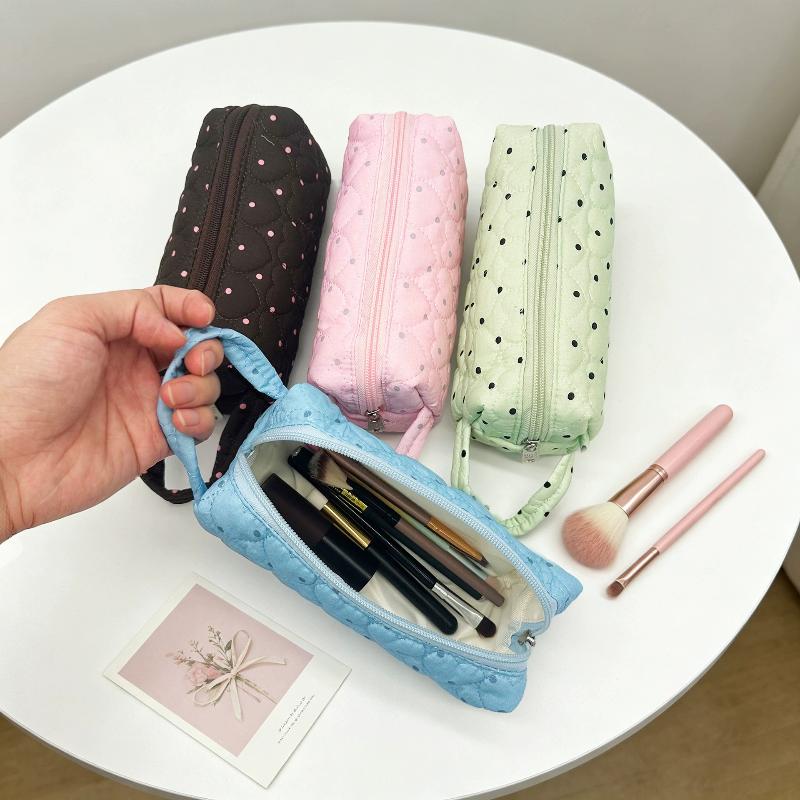 Компактная косметичка в гороше – обзор и цена Cosmetic Bags